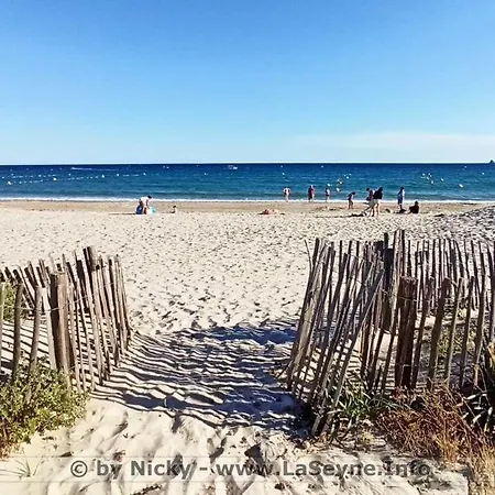 Grand Appartement 3 Chambres A 50 M De La Plage Apartamento *